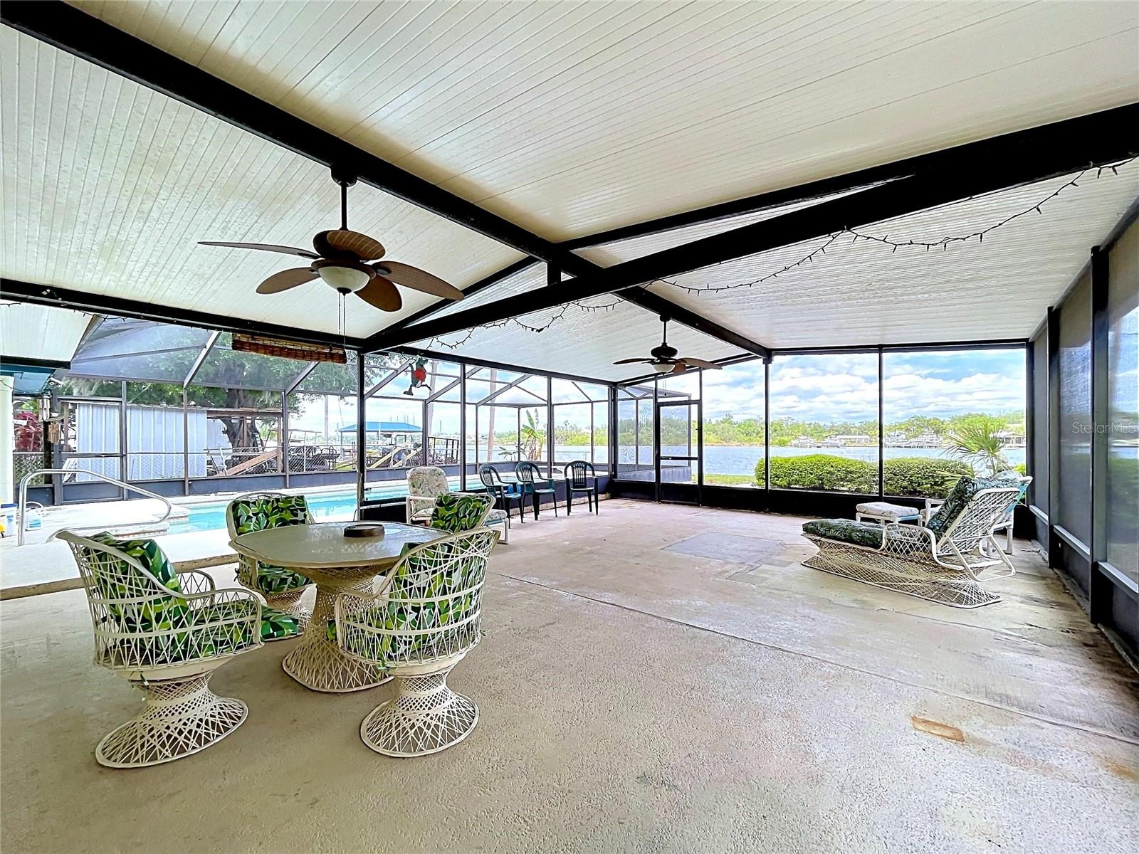 MAGNOLIA BEACH UNIT 1 - Residential