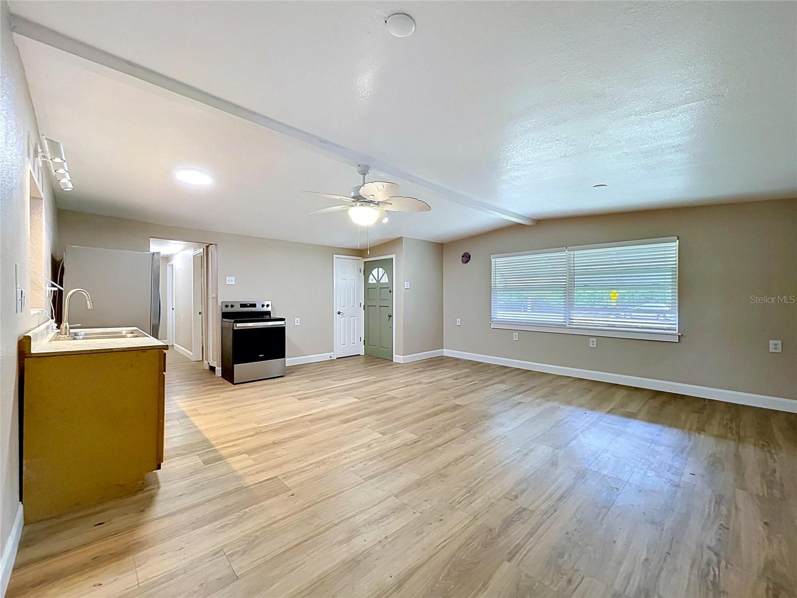 MAGNOLIA BEACH UNIT 1 - Residential