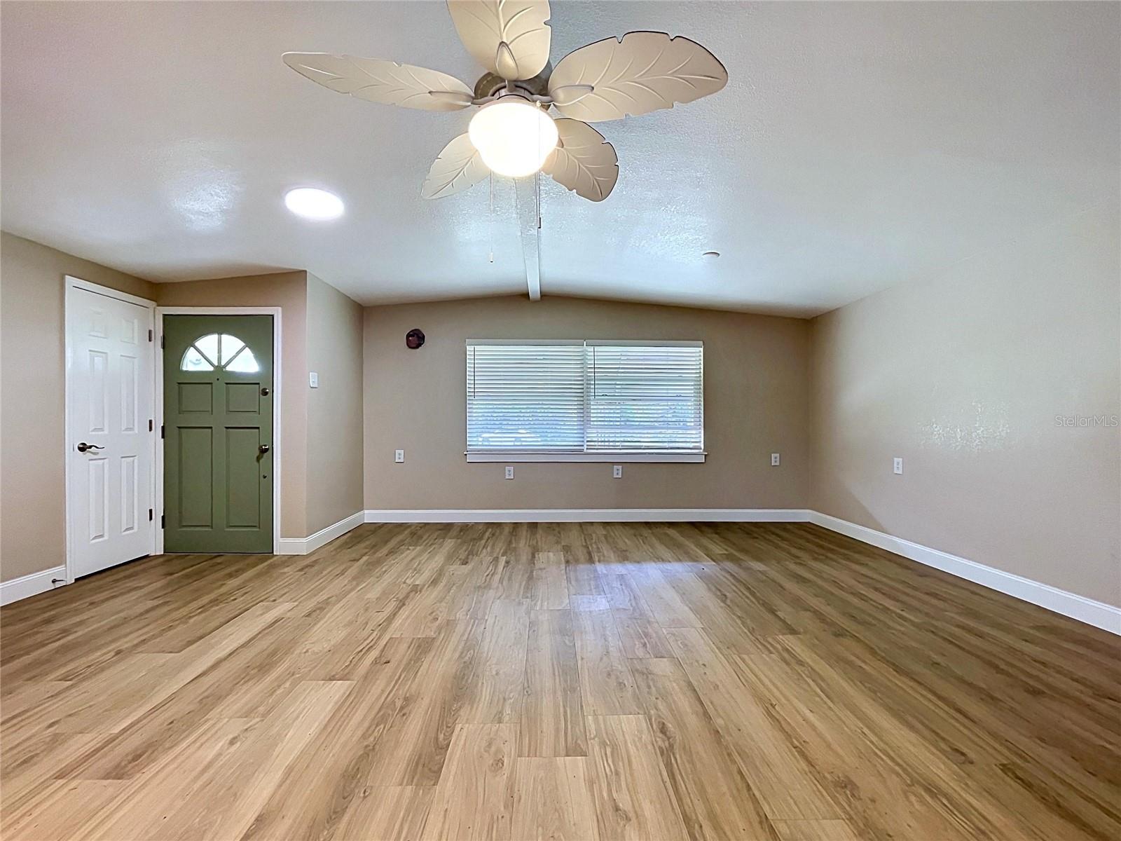 MAGNOLIA BEACH UNIT 1 - Residential
