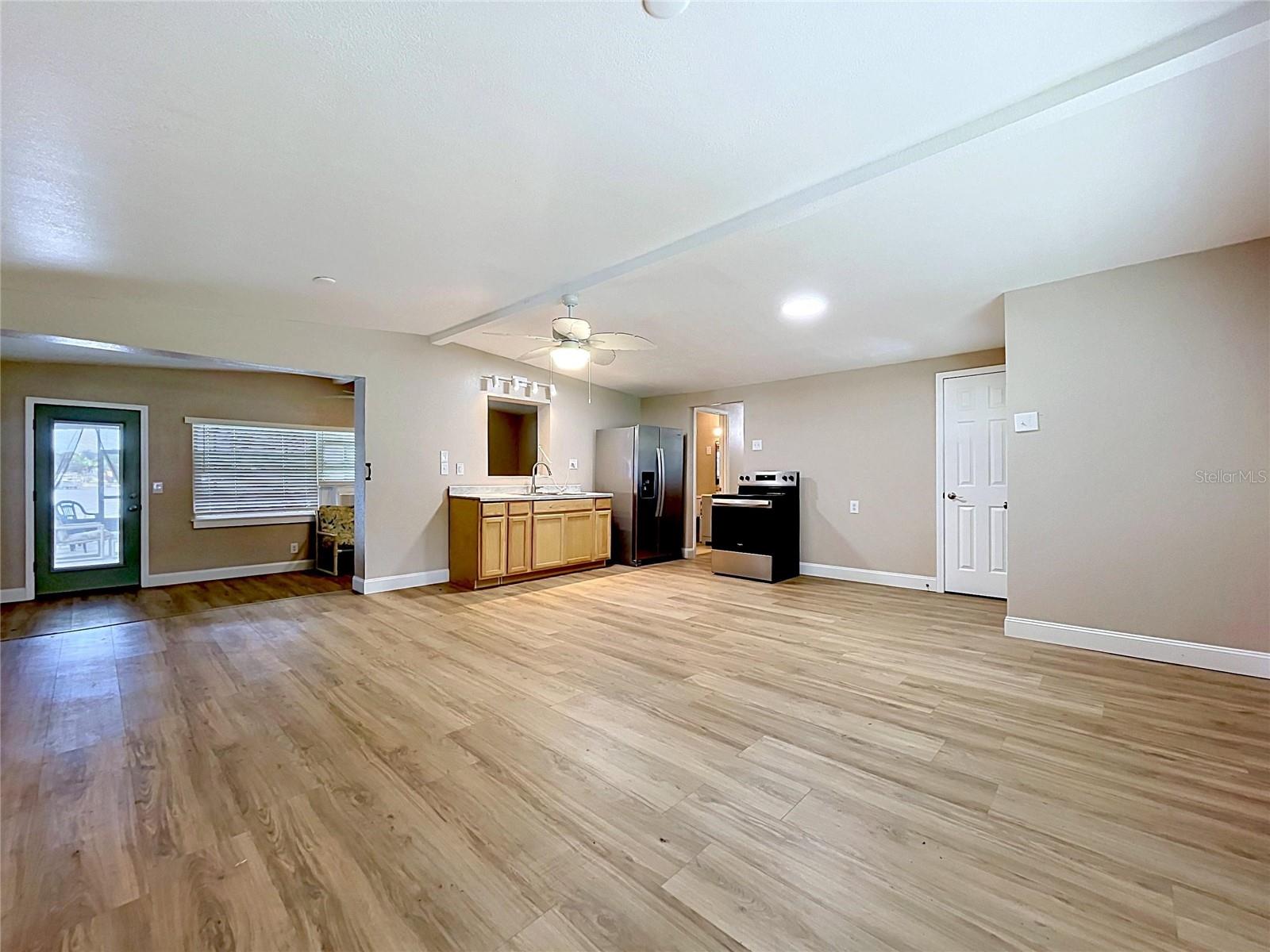 MAGNOLIA BEACH UNIT 1 - Residential