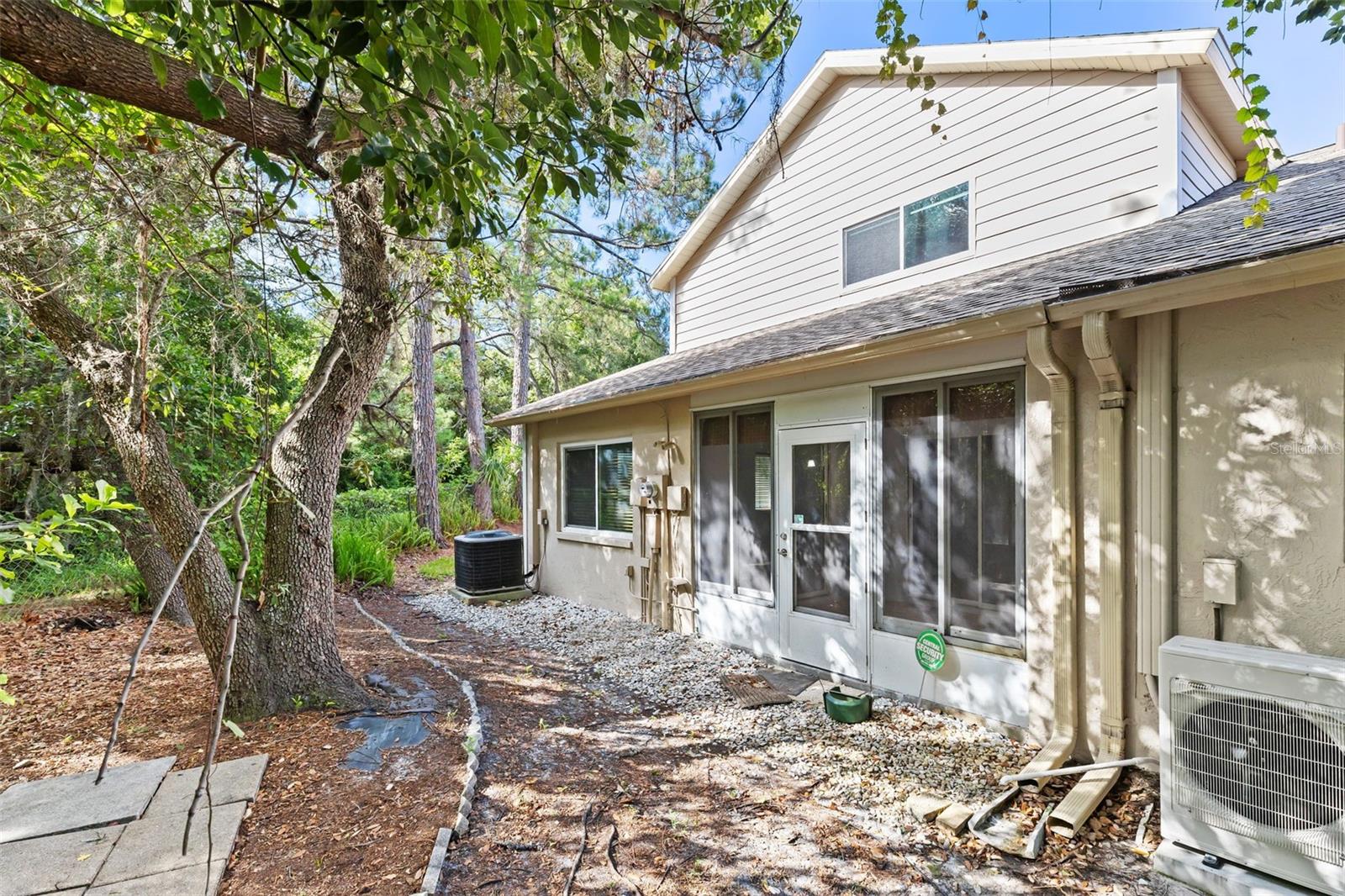 BRIAR PATCH - Residential