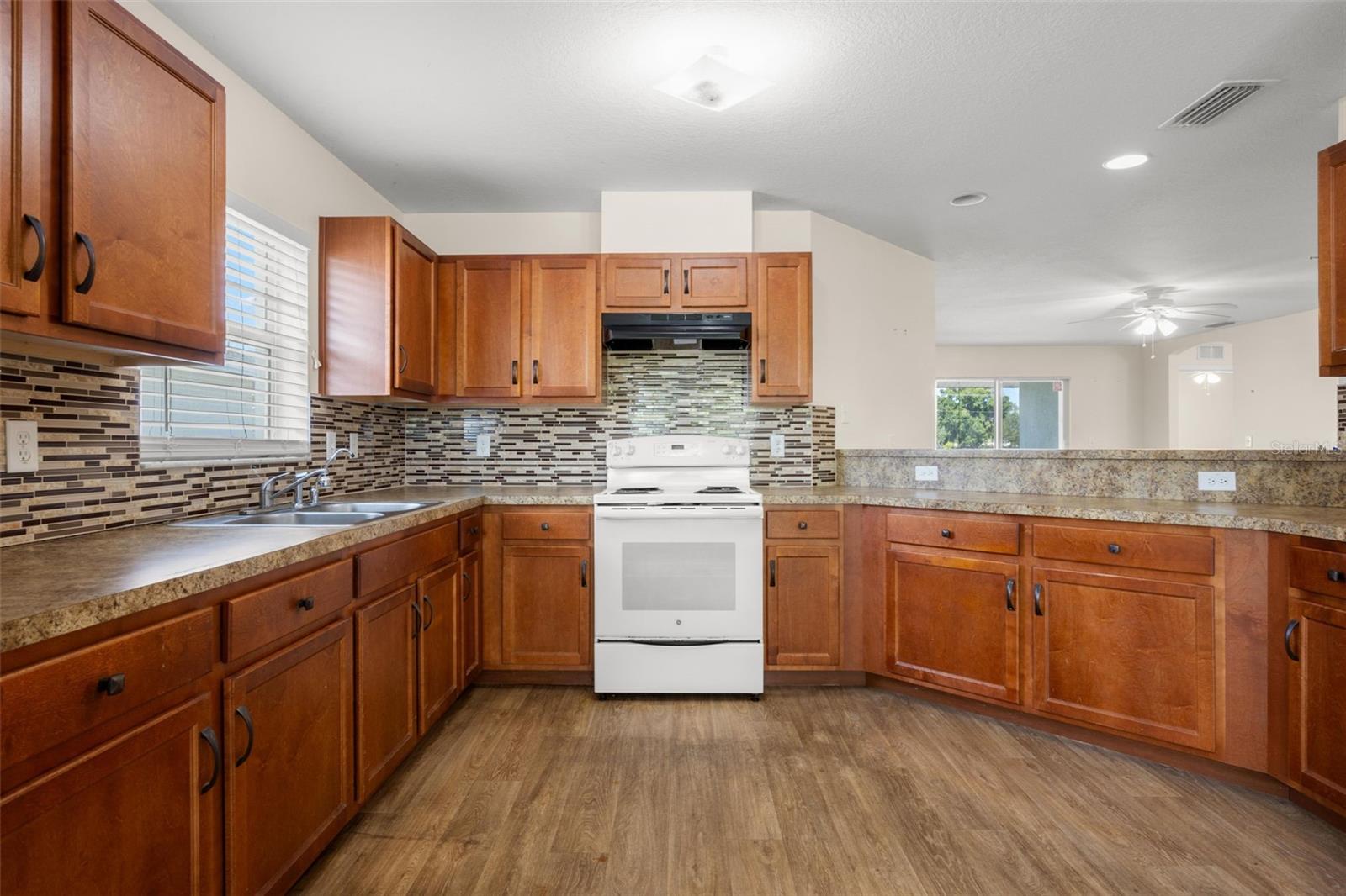 BAYOU PASS VILLAGE PHASE FOUR - Residential
