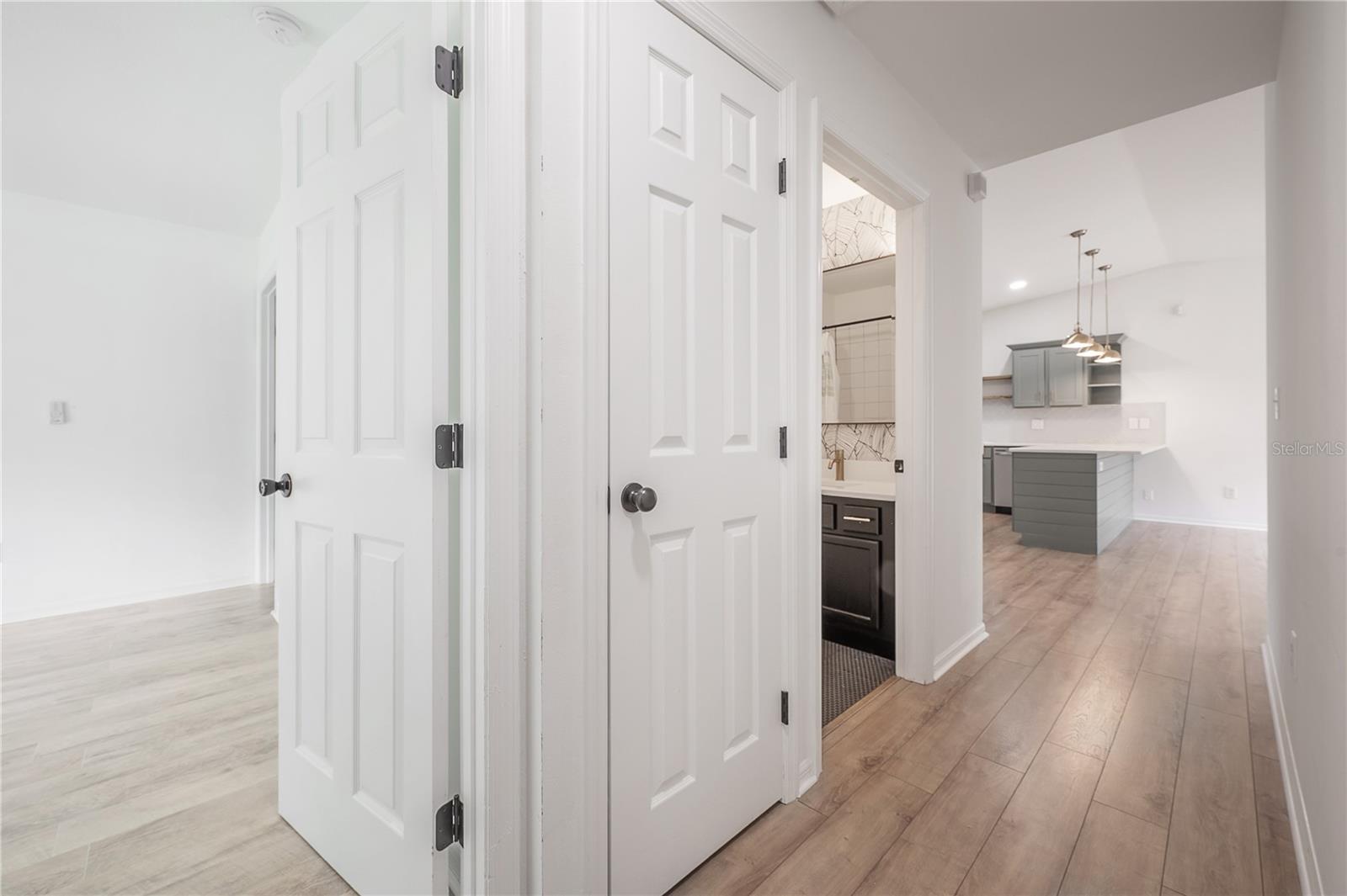 CALIFORNIA HEIGHTS - Residential Lease