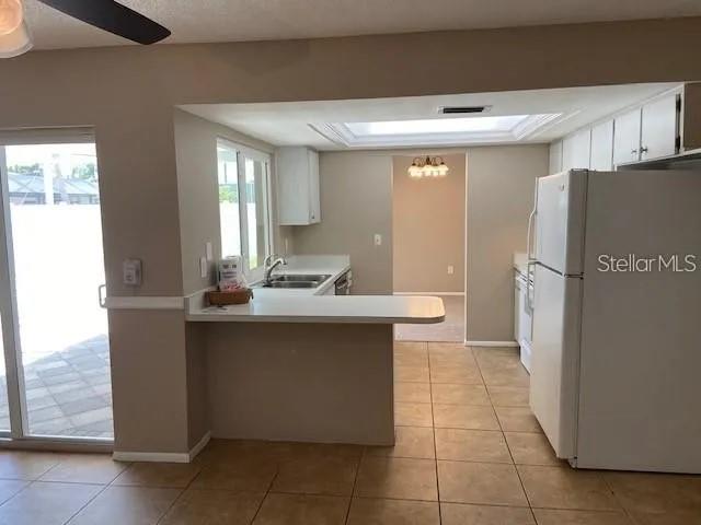 GLEN OAKS COUNTRY CLUB ESTATES - Residential Lease