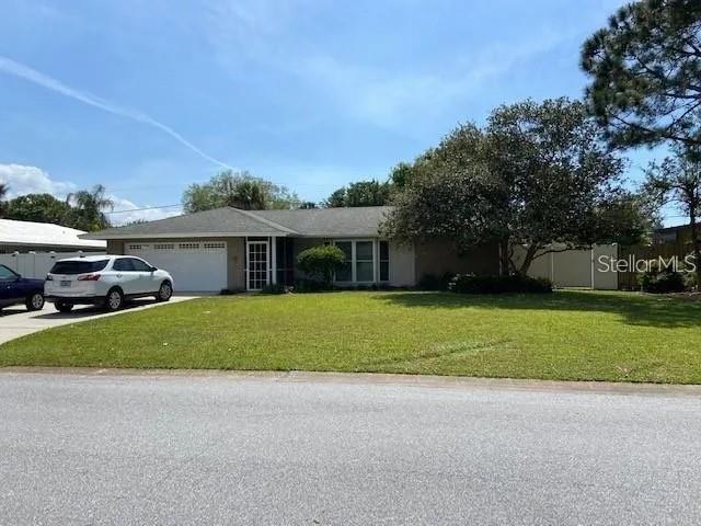 GLEN OAKS COUNTRY CLUB ESTATES - Residential Lease
