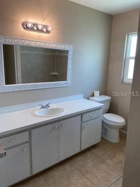 GLEN OAKS COUNTRY CLUB ESTATES - Residential Lease