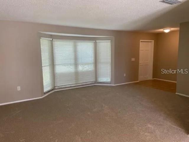 GLEN OAKS COUNTRY CLUB ESTATES - Residential Lease