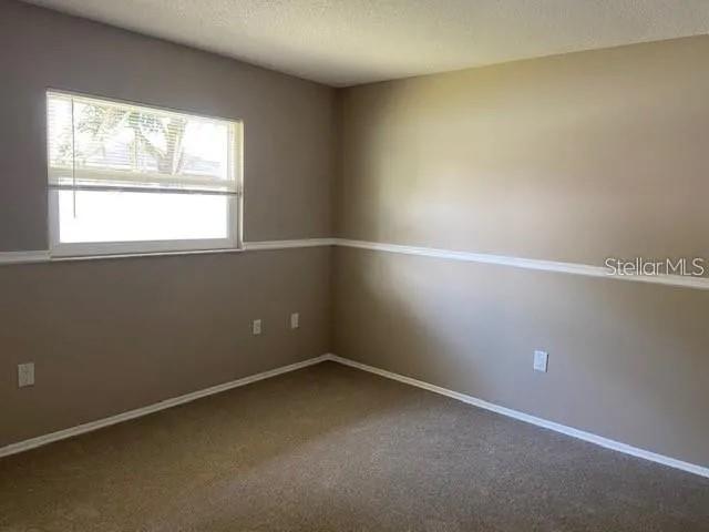 GLEN OAKS COUNTRY CLUB ESTATES - Residential Lease