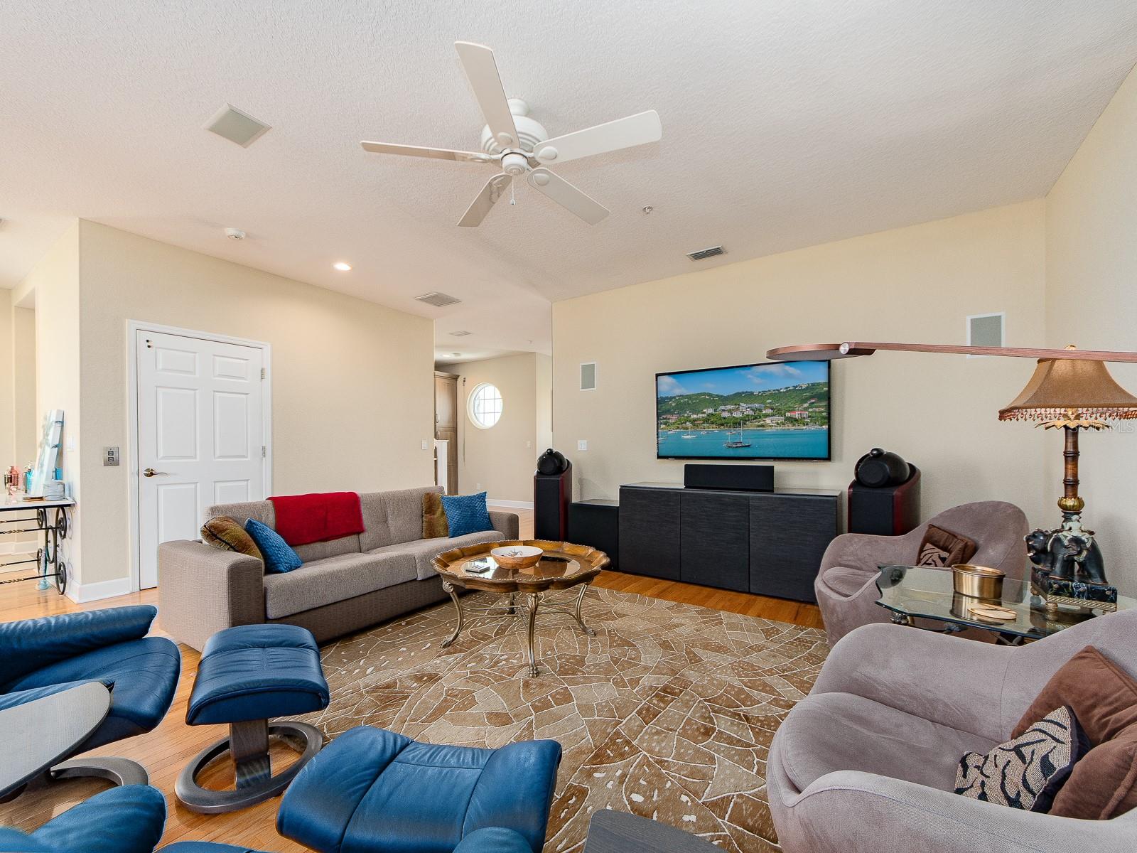 TIDES VILLAGE - YACHT - Residential