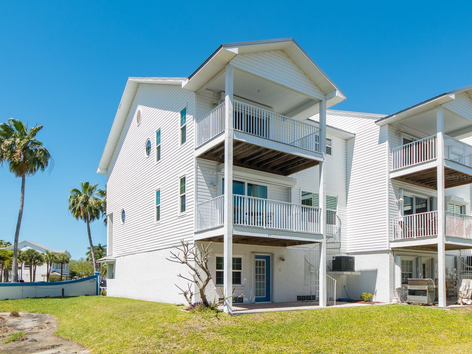 TIDES VILLAGE - YACHT - Residential