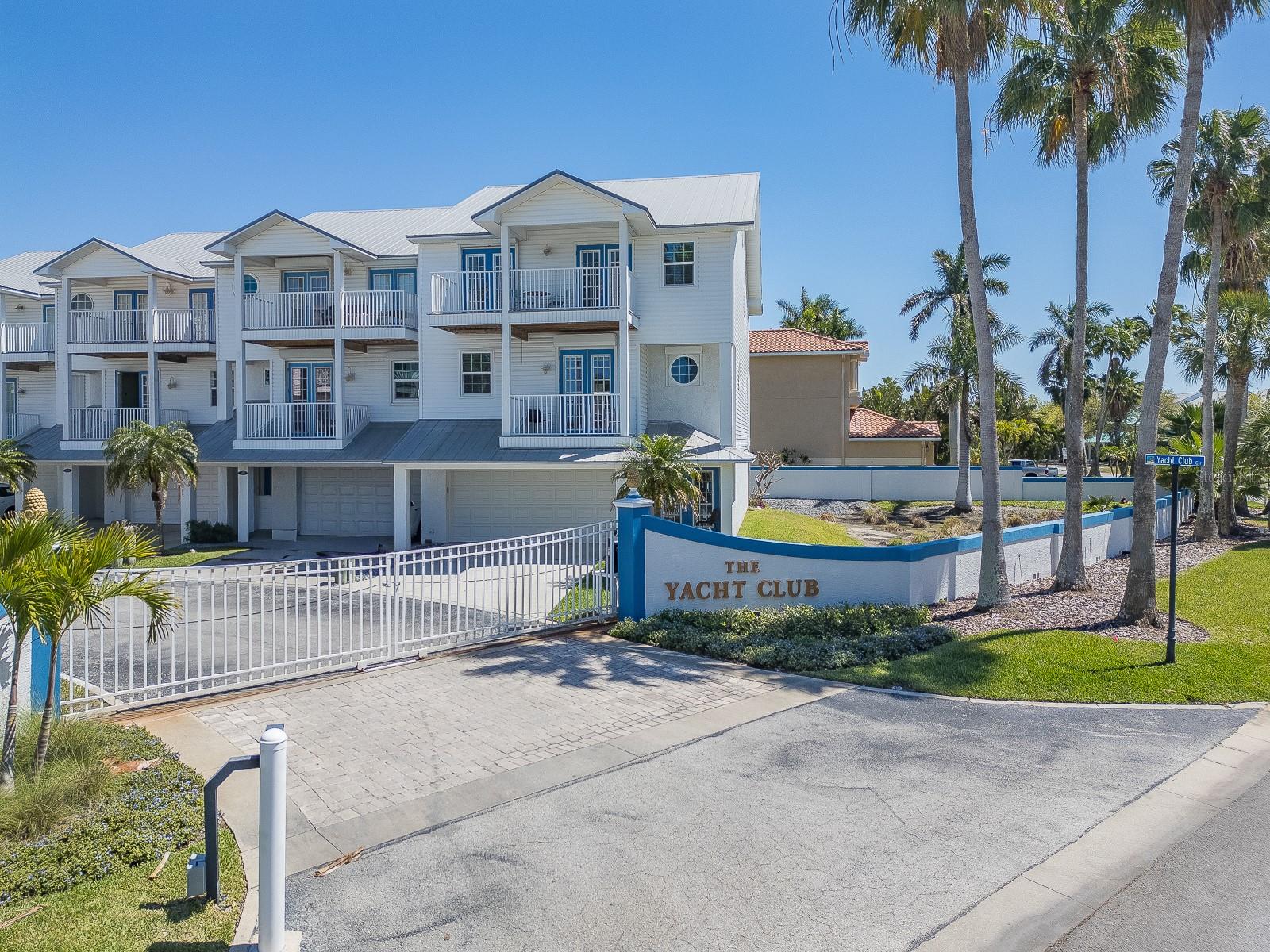TIDES VILLAGE - YACHT - Residential