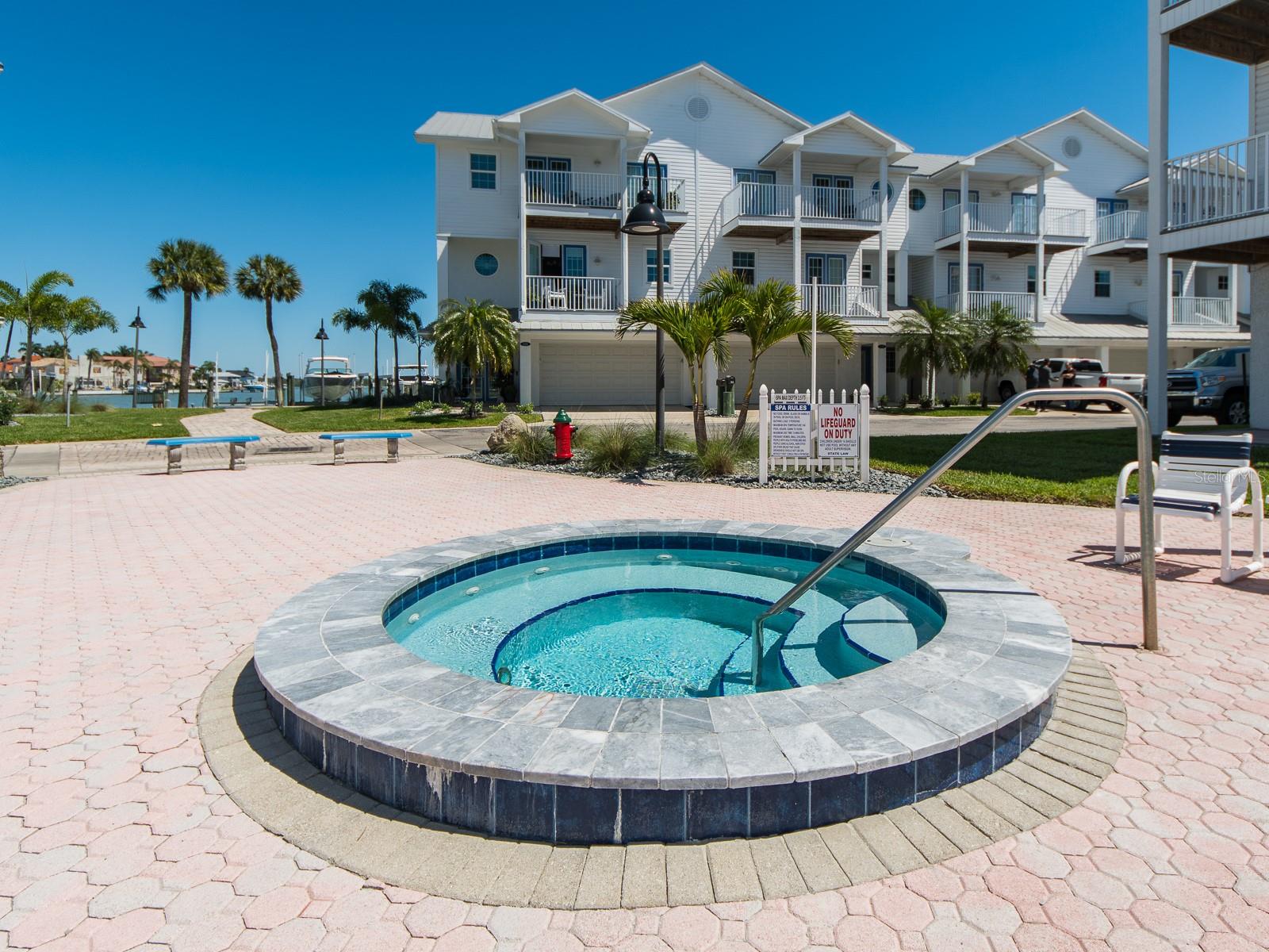 TIDES VILLAGE - YACHT - Residential