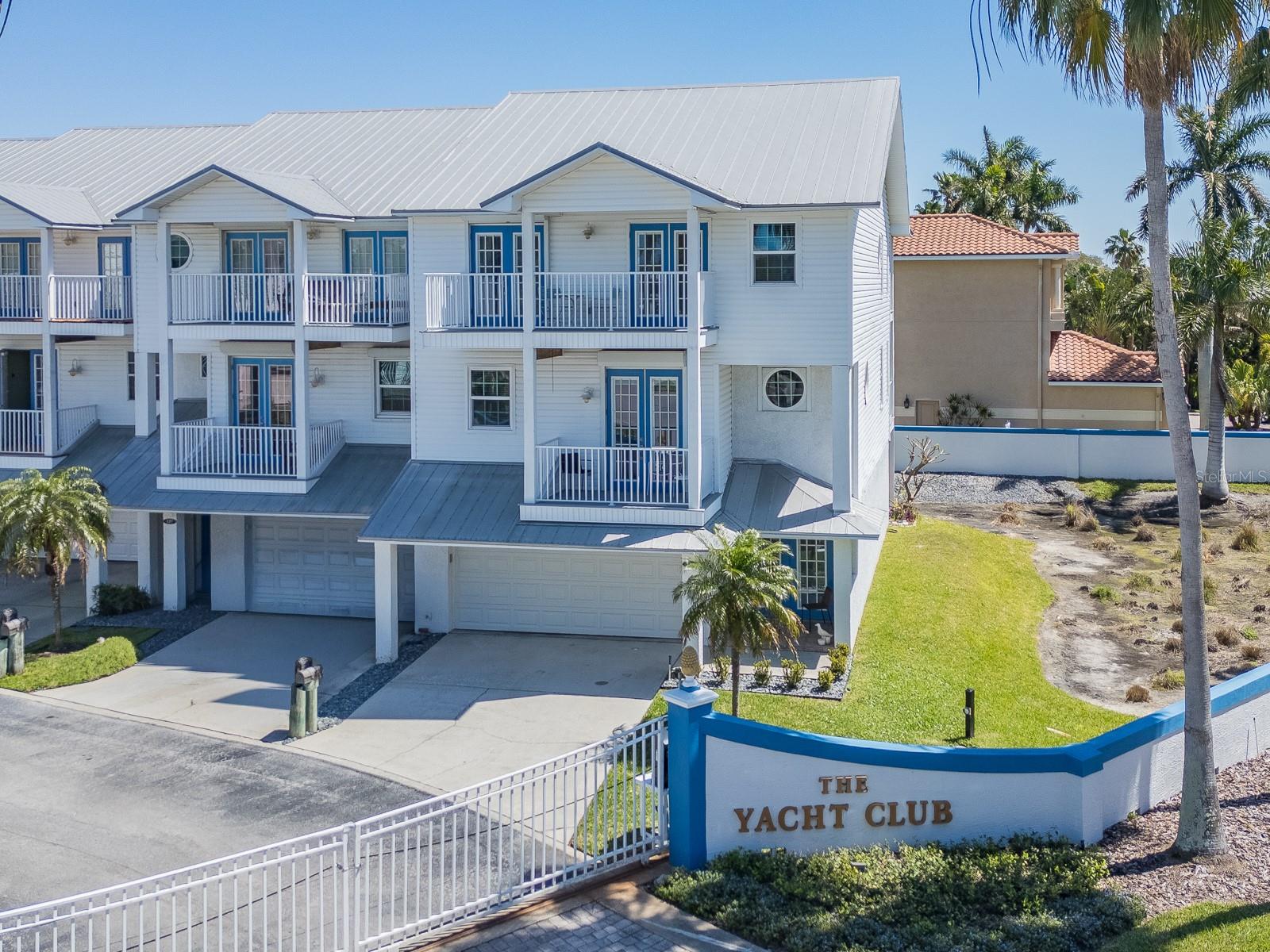 TIDES VILLAGE - YACHT - Residential