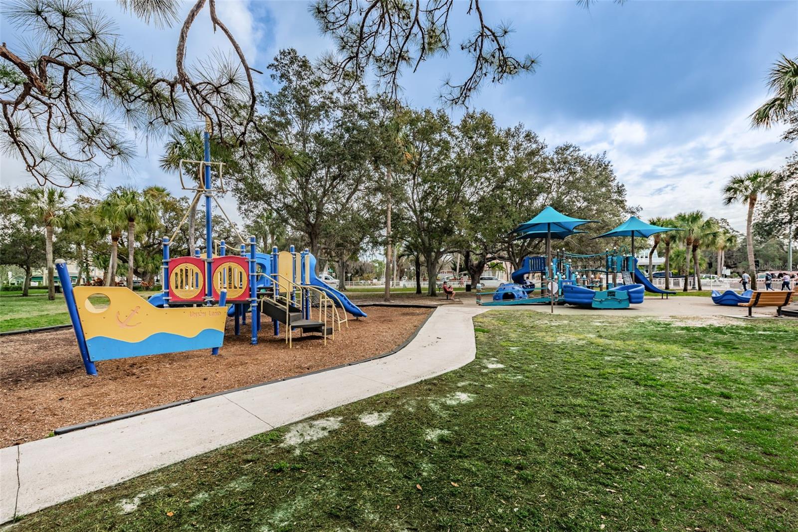 WATERFORD WEST - Residential