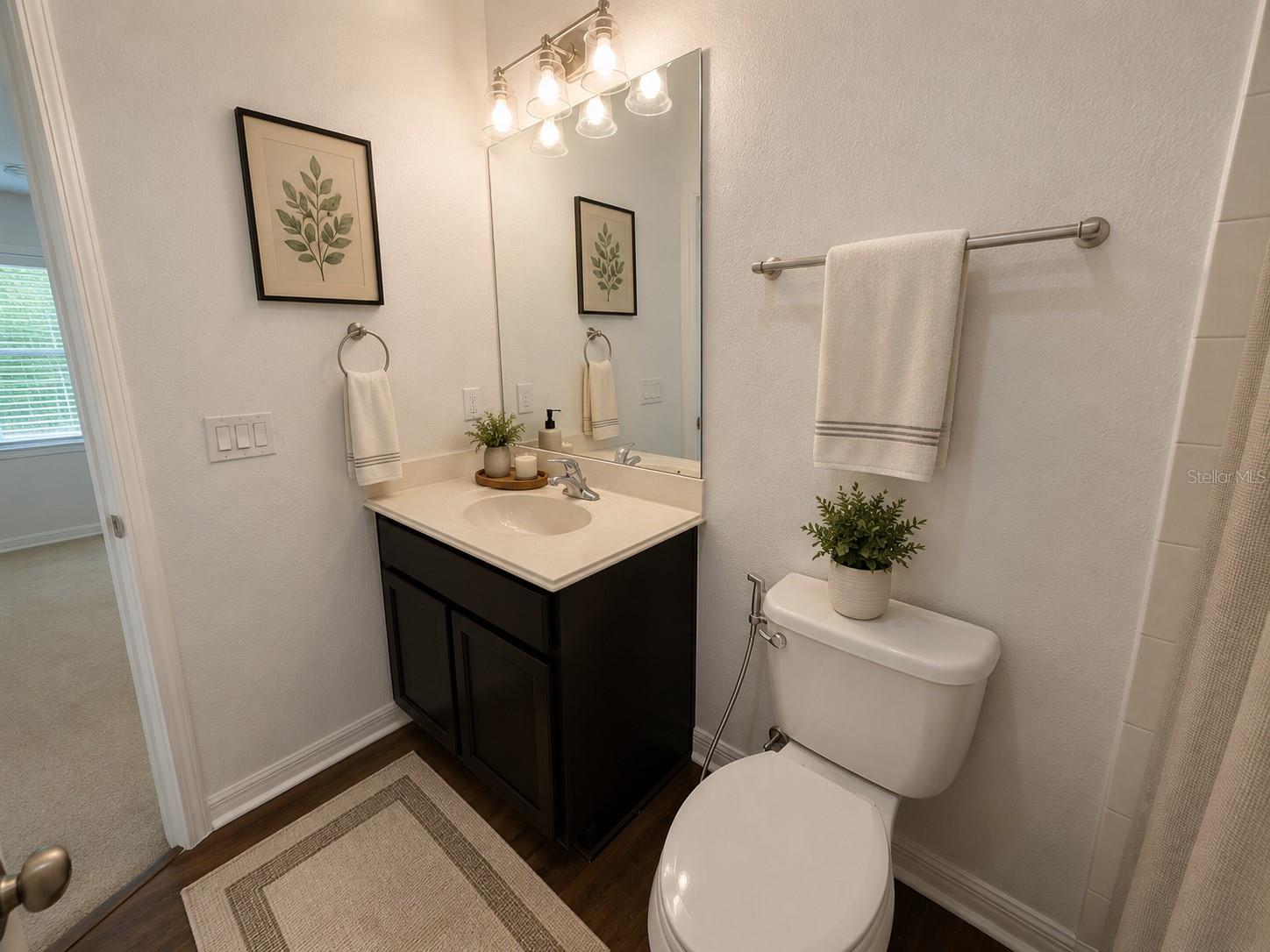 LAKES/WINDERMER LAKE REAMS TWNHM - Residential Lease