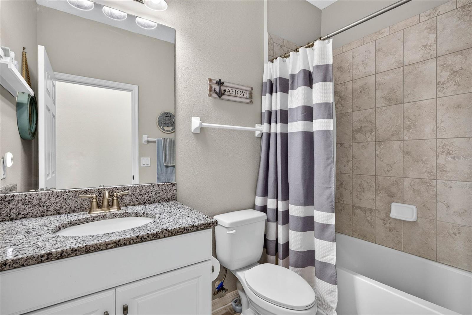 CARLTON LAKES PH 1E-1 - Residential