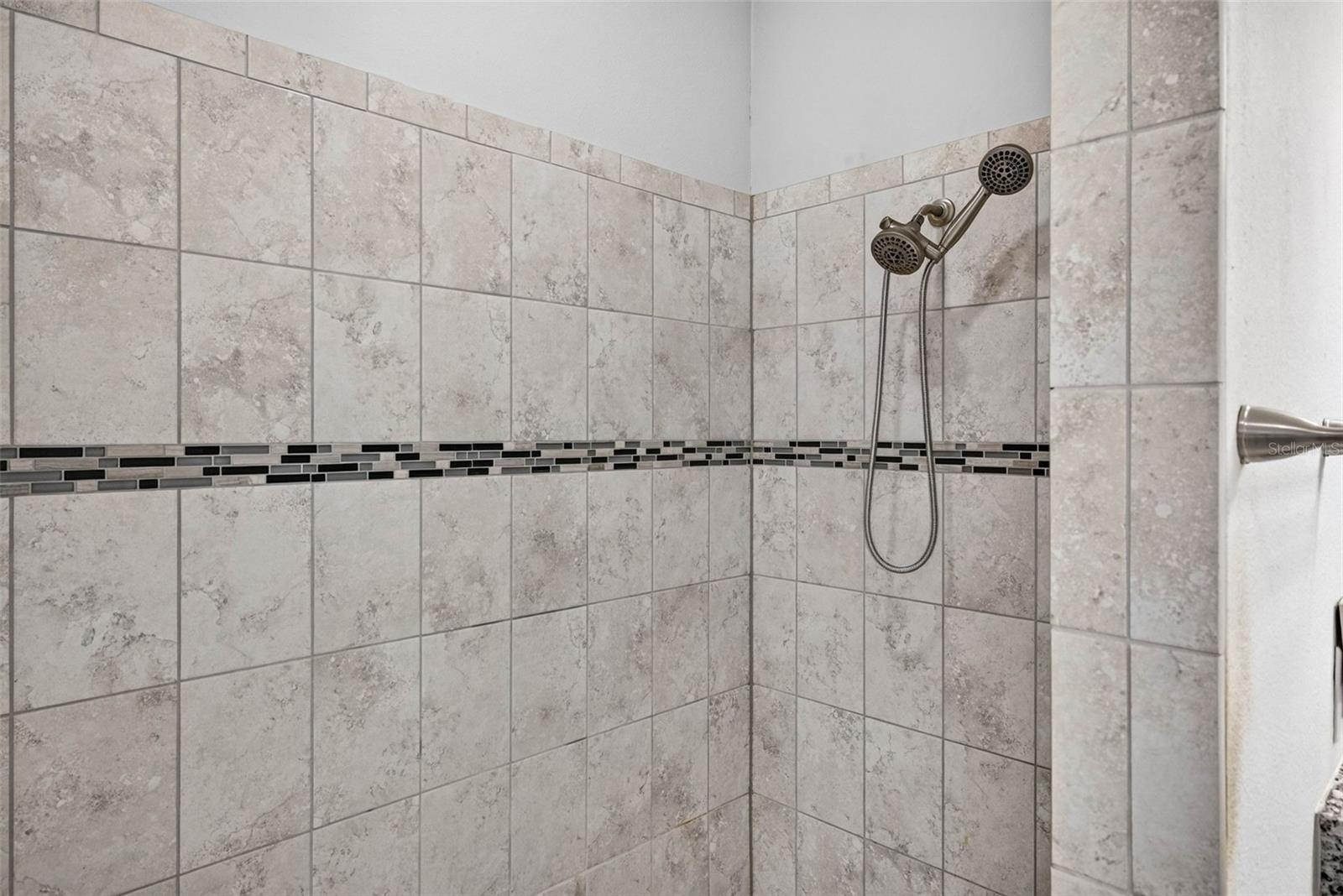 CARLTON LAKES PH 1E-1 - Residential