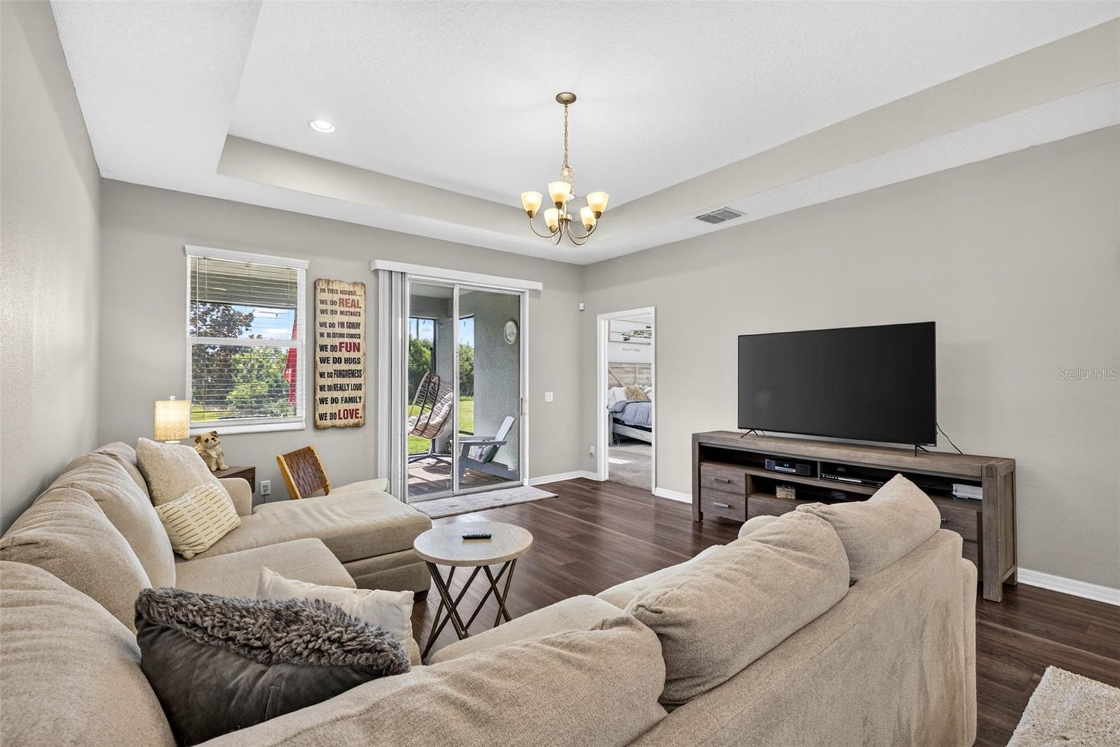 CARLTON LAKES PH 1E-1 - Residential