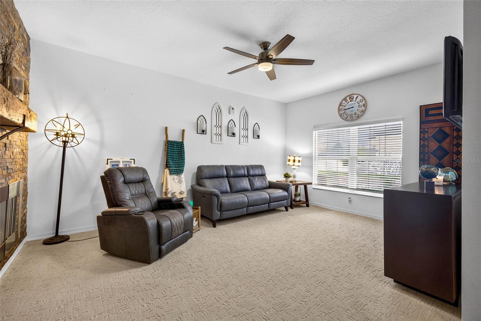 CARLTON LAKES PH 1E-1 - Residential