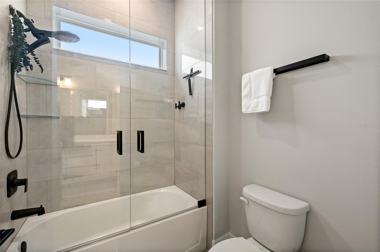 WESLYN PARK PH 2 - Residential