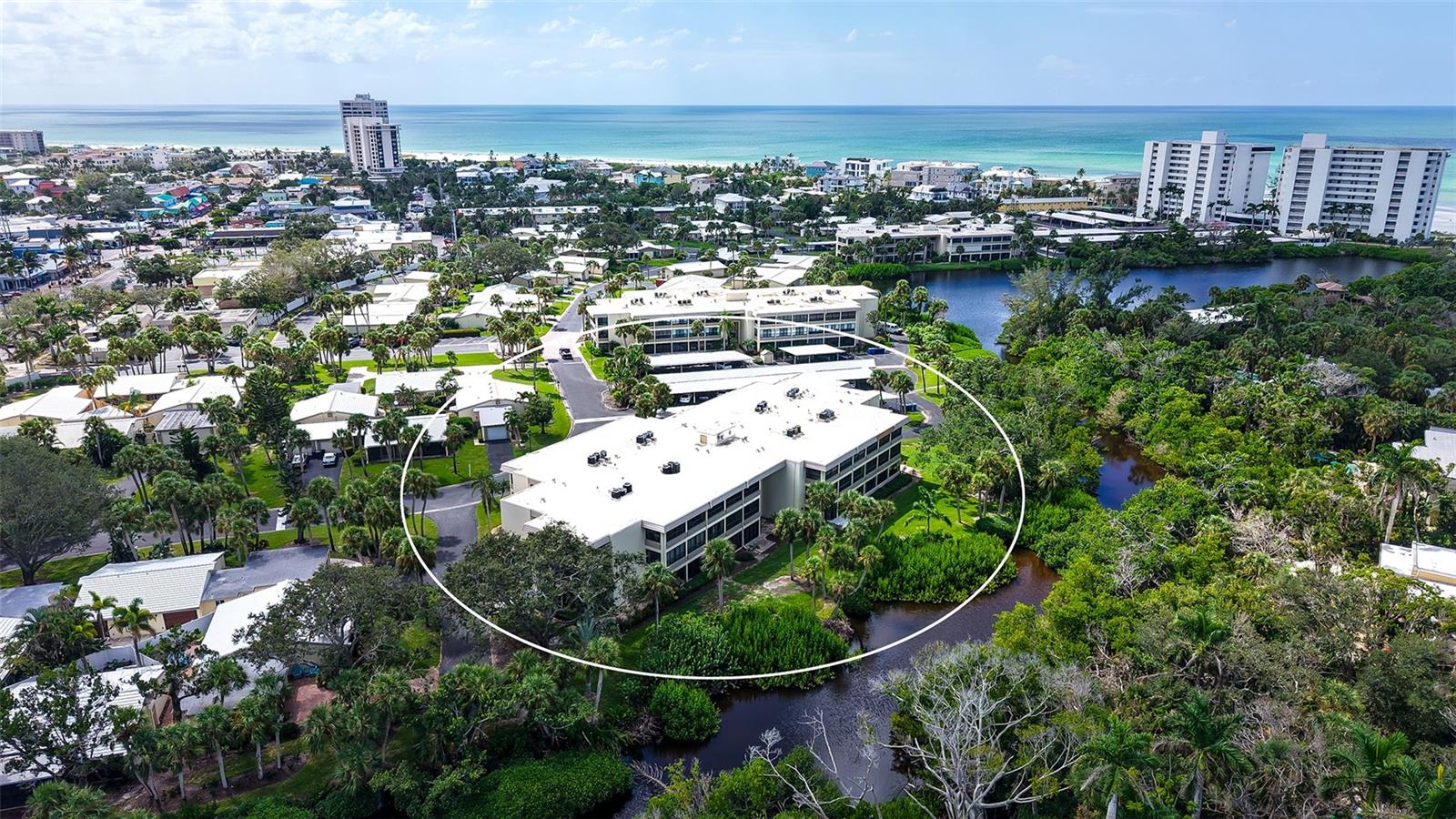 WHISPERING SANDS - Residential