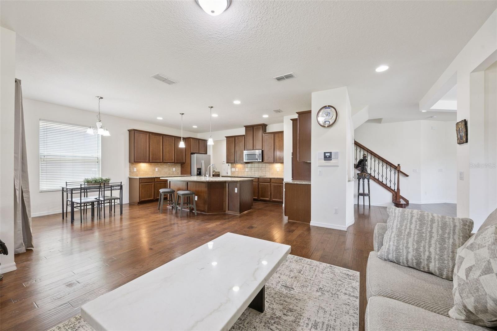 WOODLAND LAKES PRESERVE PH - Residential
