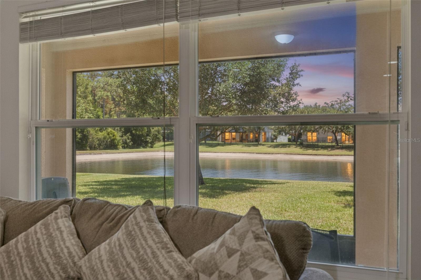 WOODLAND LAKES PRESERVE PH - Residential