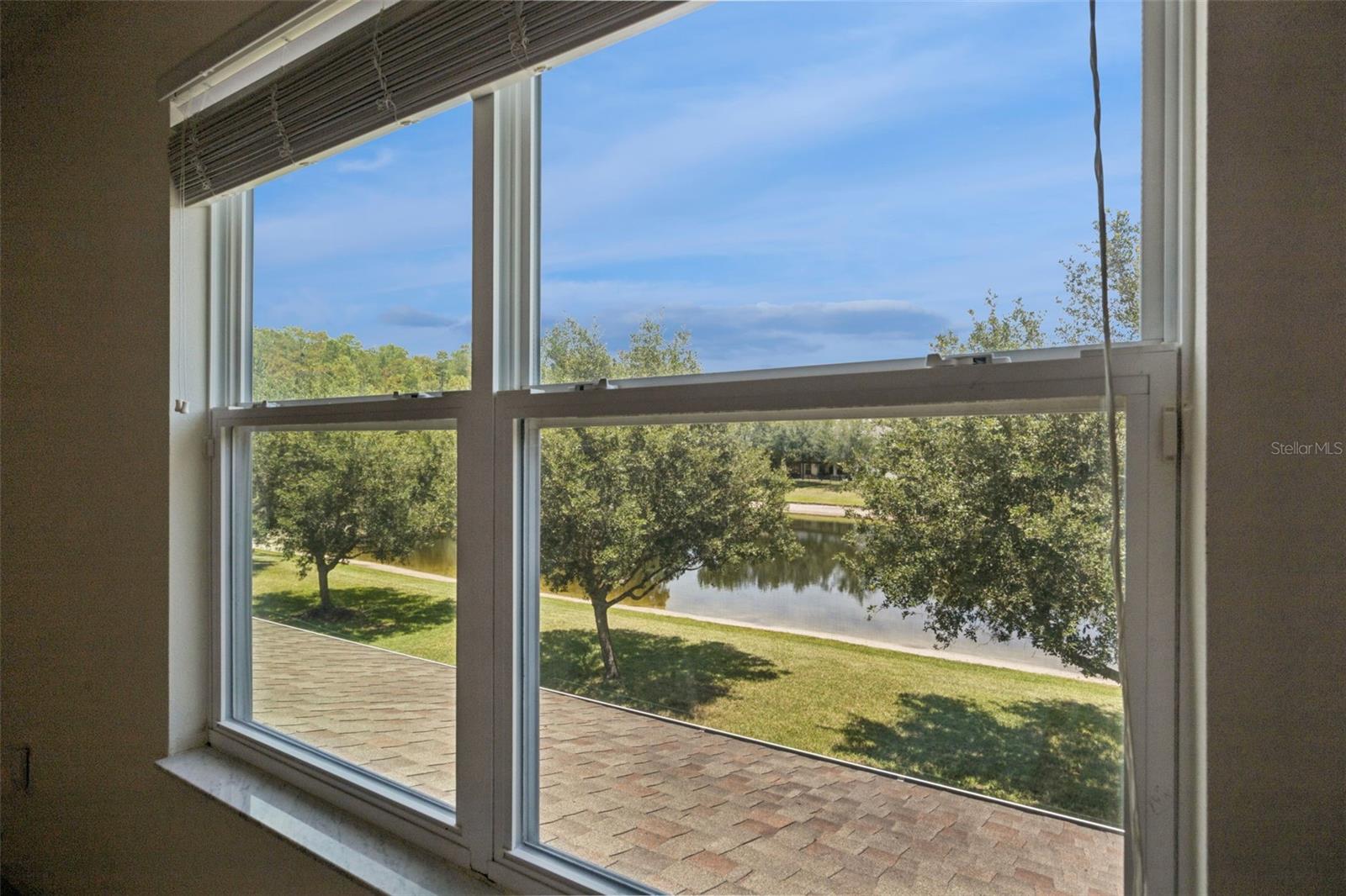 WOODLAND LAKES PRESERVE PH - Residential
