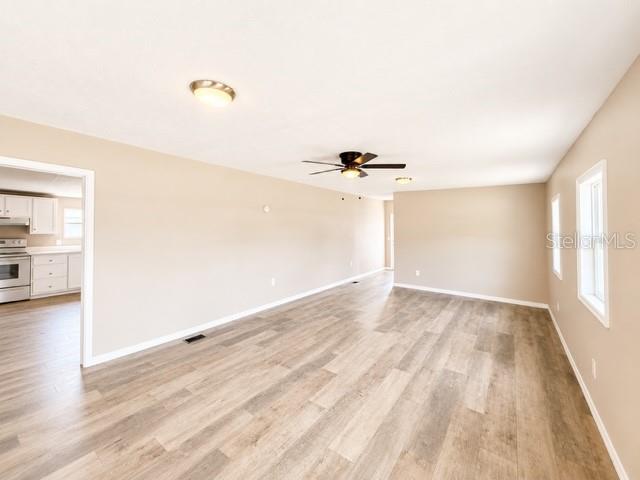 CALOOSA LAKE VILLAGE - Residential