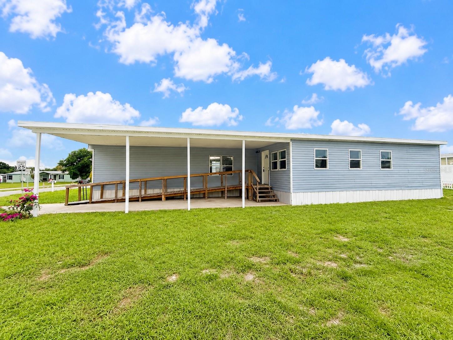 CALOOSA LAKE VILLAGE - Residential