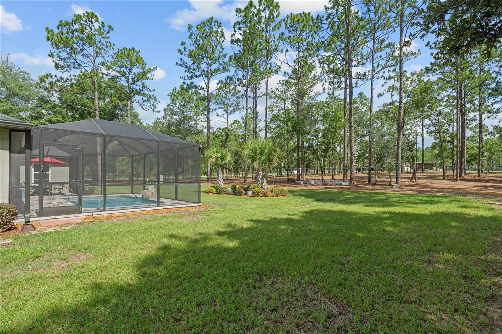 ROLLING HILLS - Residential