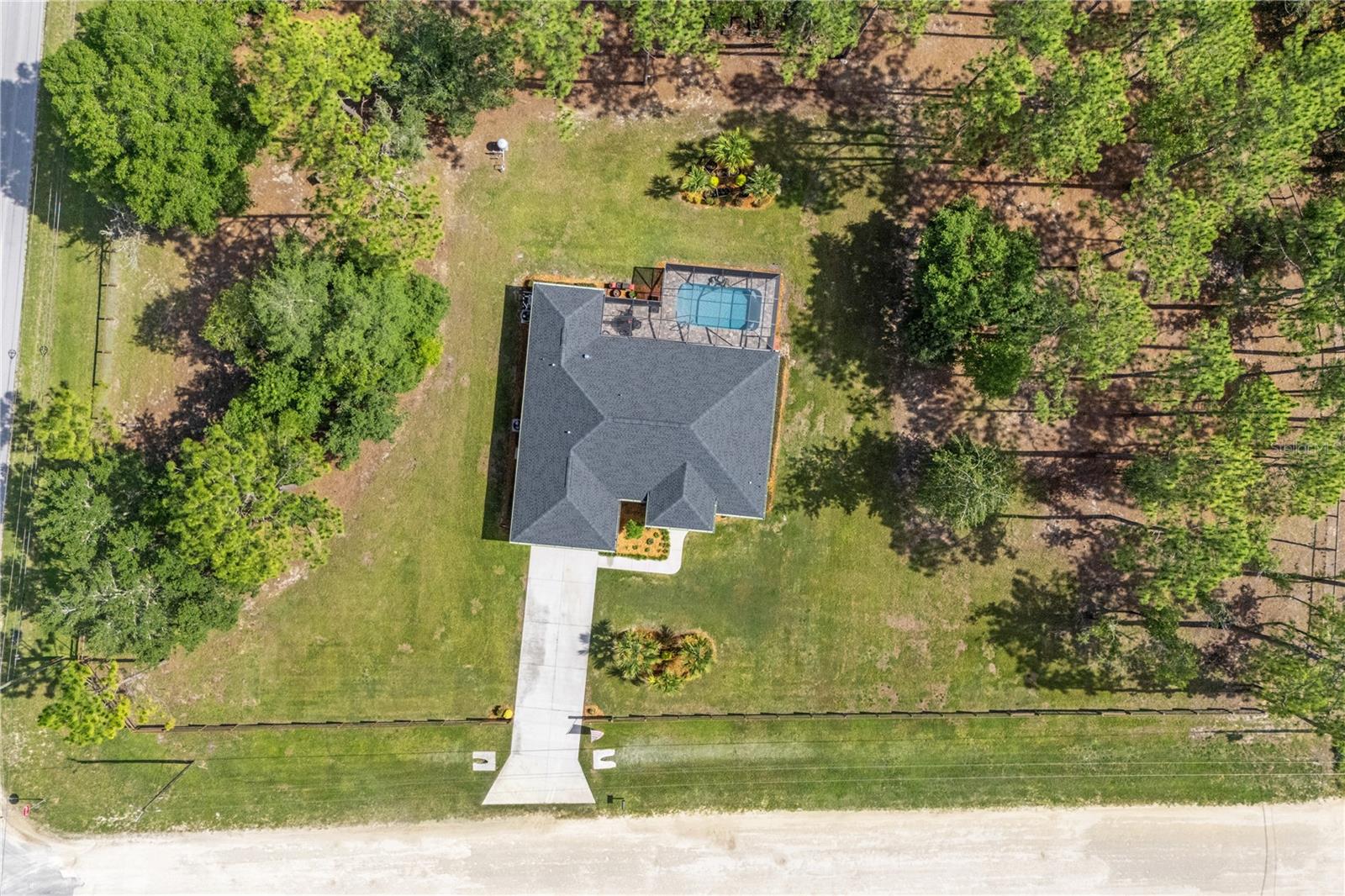 ROLLING HILLS - Residential