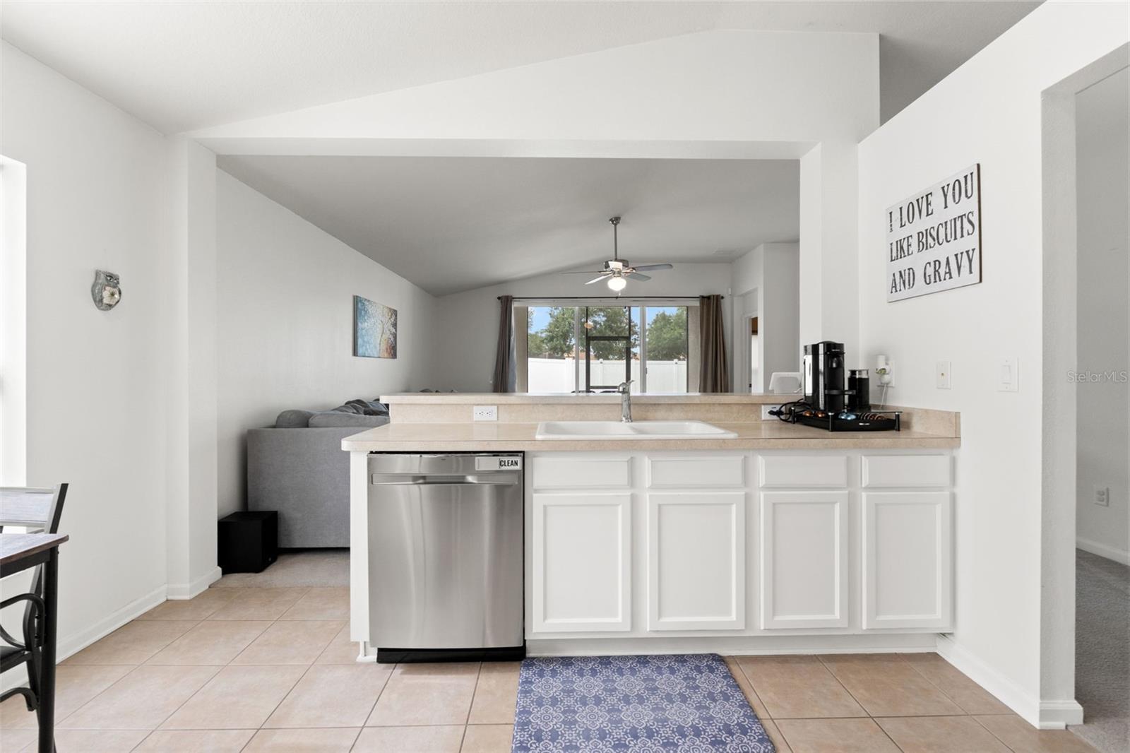 TRILLIUM VILLAGE B - Residential