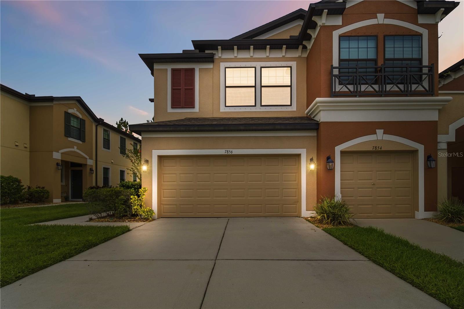 CREEKWOOD TWNHMS - Residential