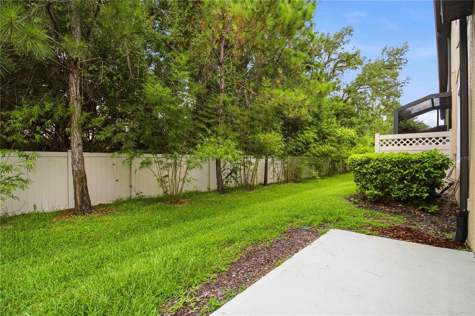 CREEKWOOD TWNHMS - Residential