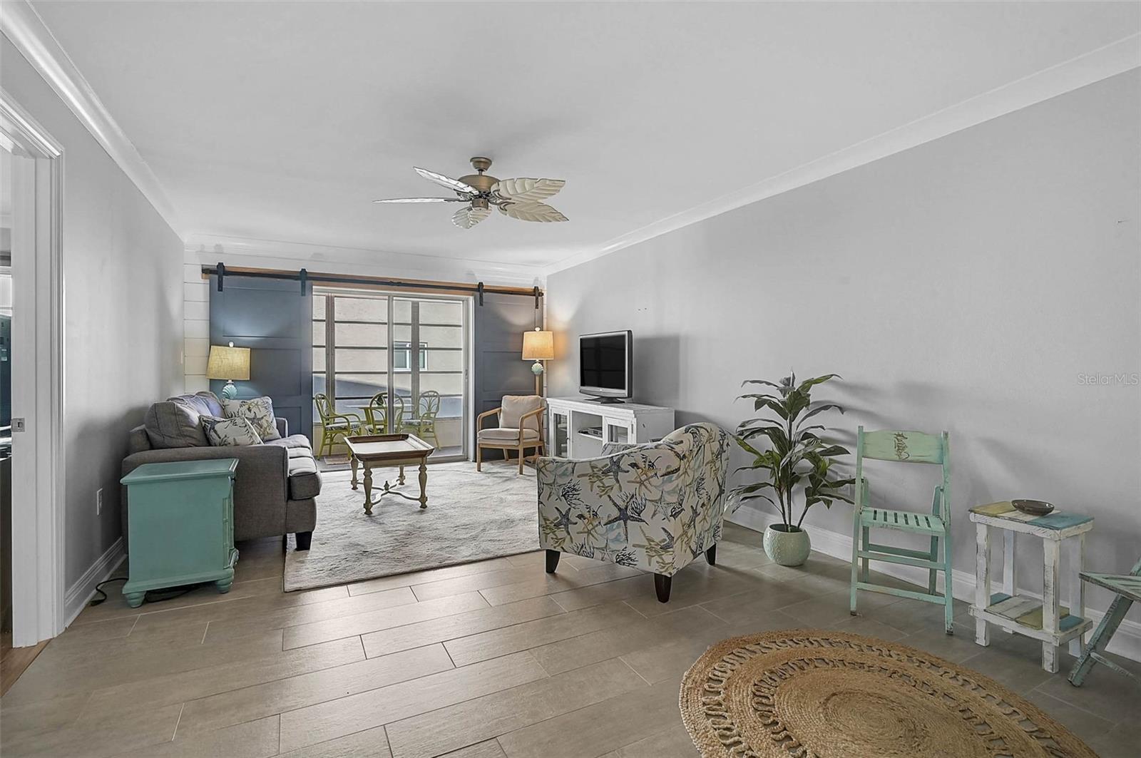 BAYSHORE ON THE LAKE APTS II SEC 2 - Residential