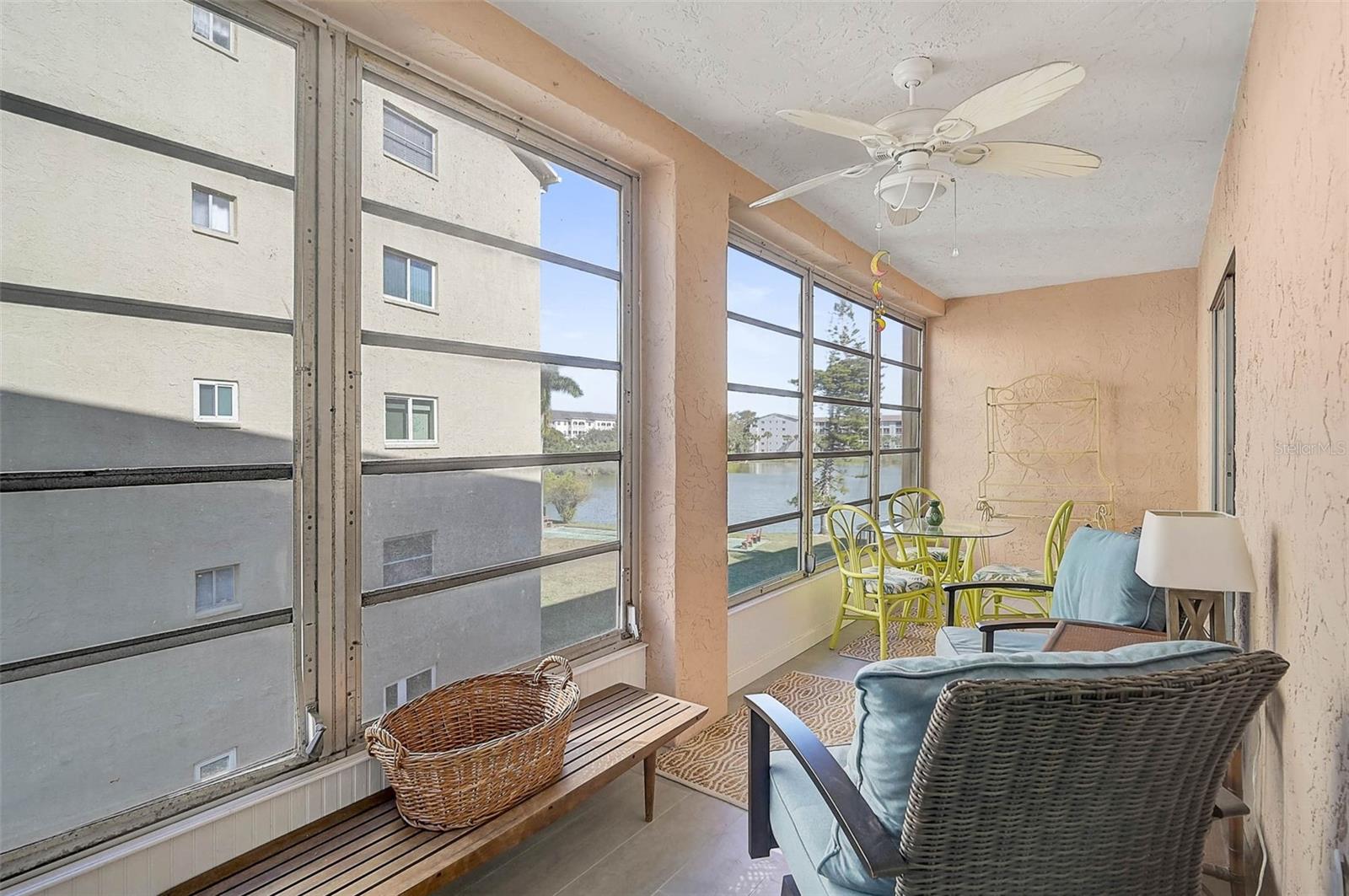 BAYSHORE ON THE LAKE APTS II SEC 2 - Residential