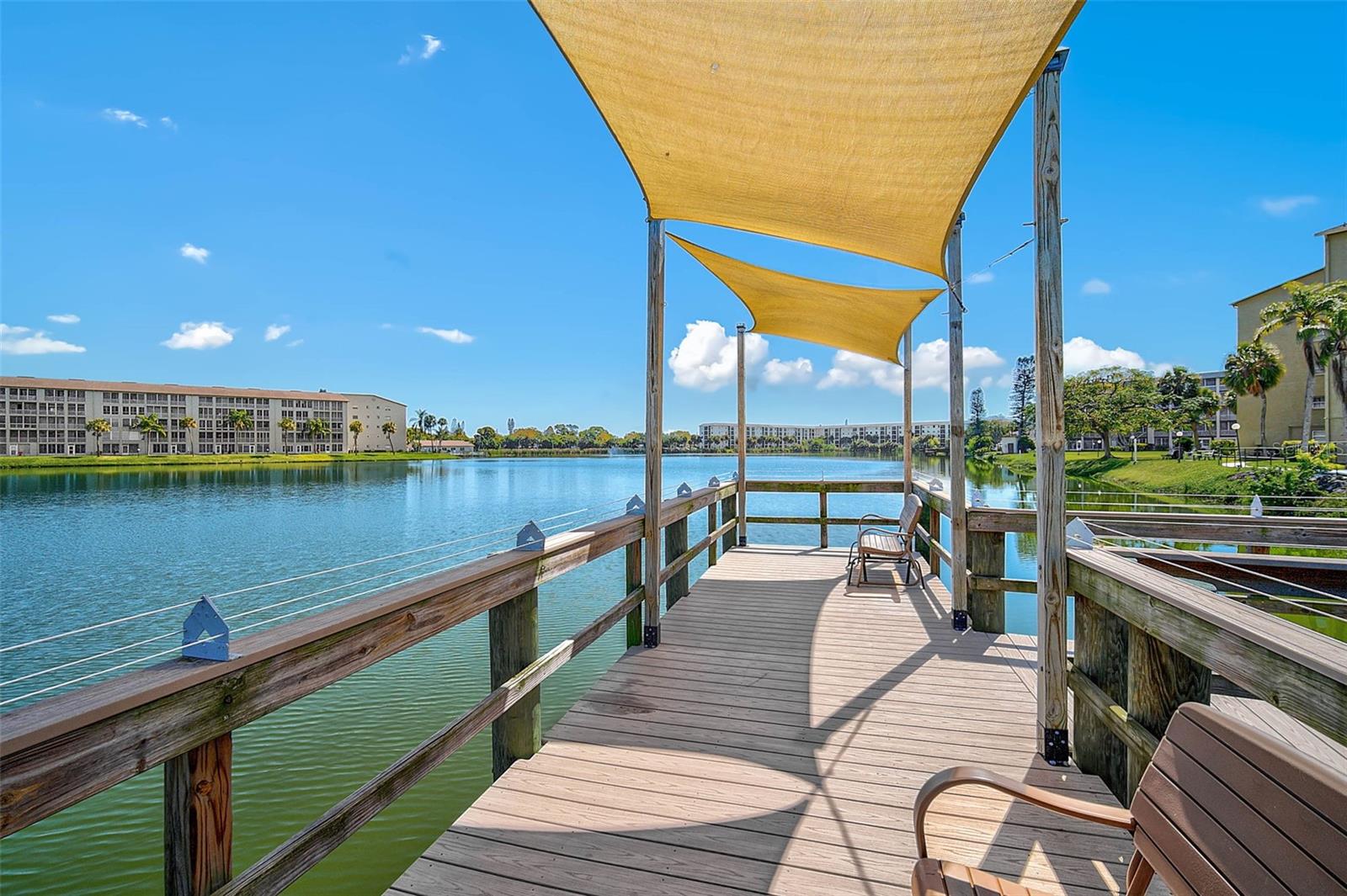 BAYSHORE ON THE LAKE APTS II SEC 2 - Residential