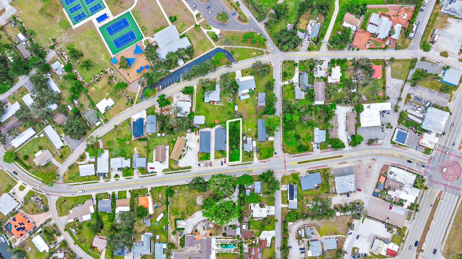 Centrally located & zoned for multifamily use with single family allowed. Located less than 2 miles to the public beach, downtown Venice Island, intercoastal waterway, Marina, boat launch & sunsets on the Gulf. Just one street over from the Nokomis Community Park which leads right to the Legacy Bike Trail! The park offers a playground, tennis/pickleball courts, a community center, covered pavilion, picnic tables, community garden, kayak launch & dock for fishing, walking paths, plenty of yard space and an outdoor fitness area. Walk to popular local dining including Cafe Evergreen, Captain Eddie's Seafood and Nokomo's Sunset Hut, or bike to the beach and downtown. Property is not located within an HOA, so no monthly fees!