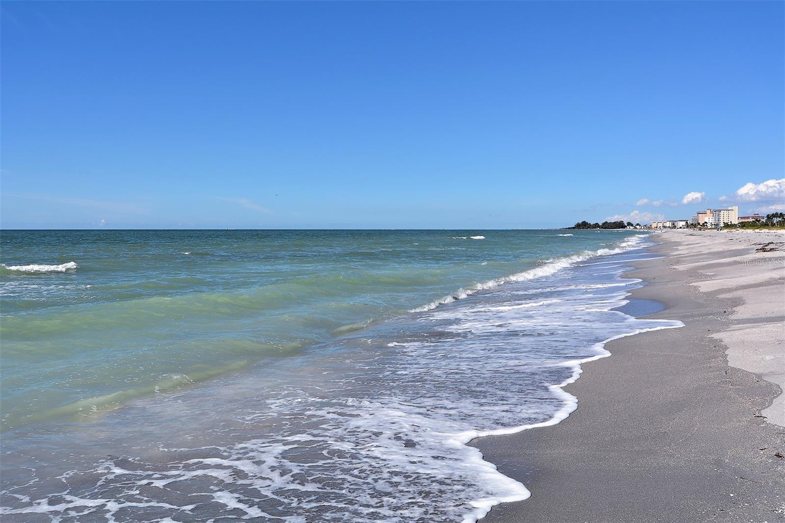 NOKOMIS - Land