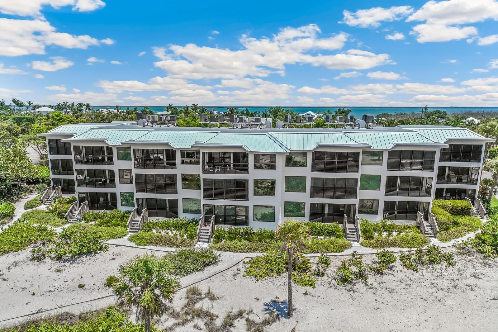 BEACH CHALET BLD G - Residential