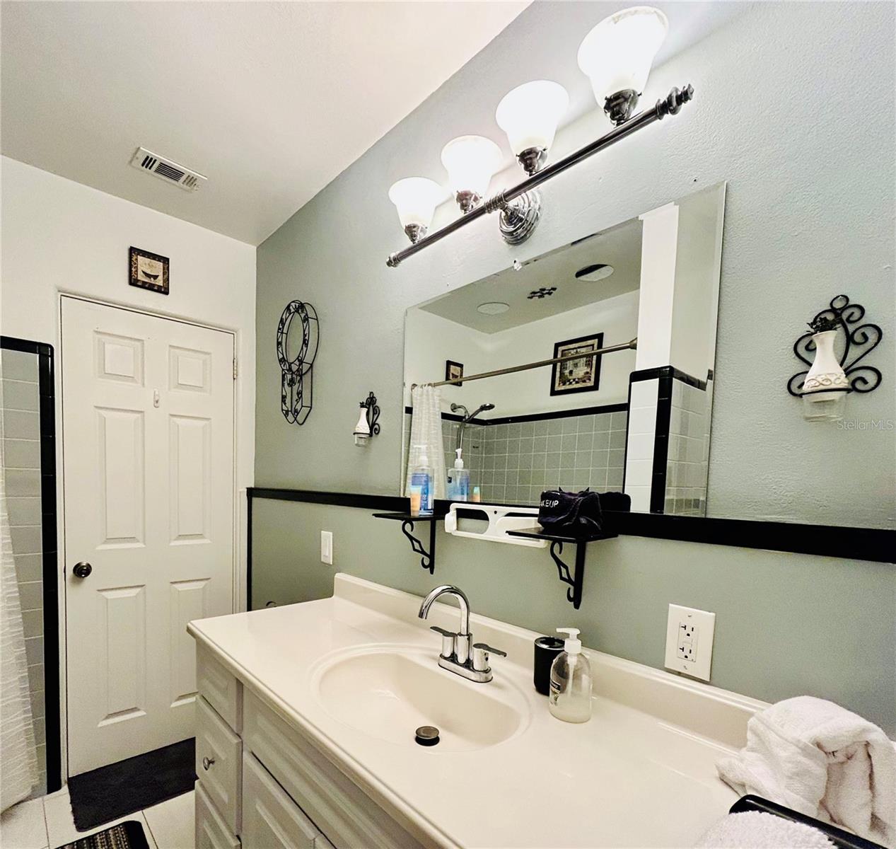 STILLES FOURTH ST SUB ONE REP - Residential