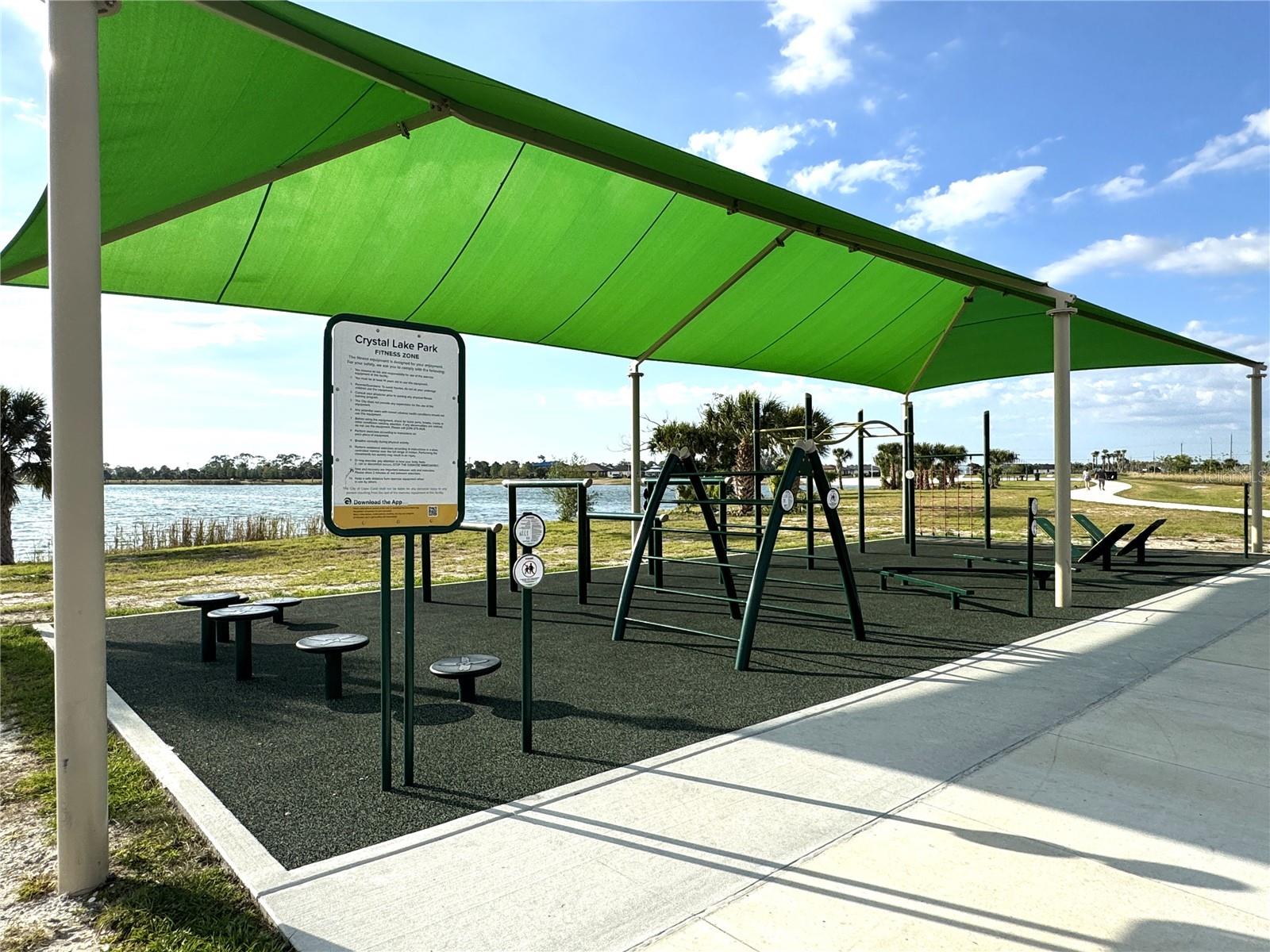 CAPE CORAL - Land