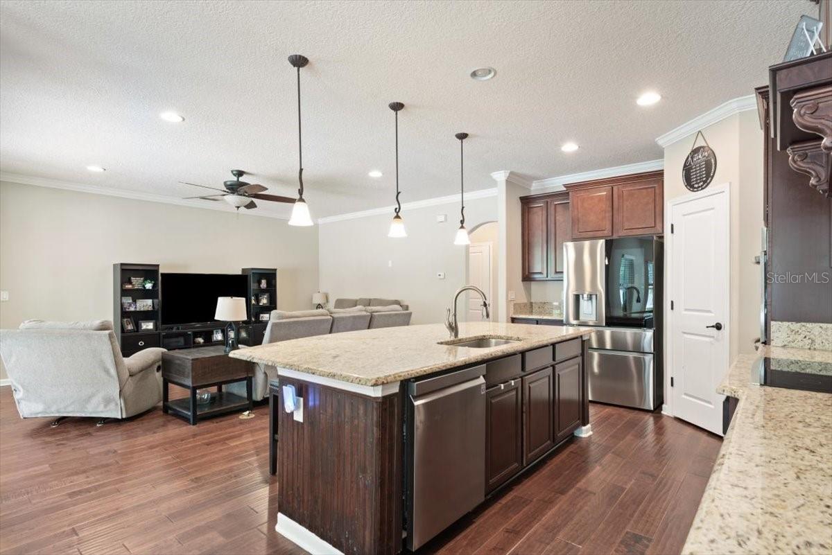 JOHNS CREEK - Residential
