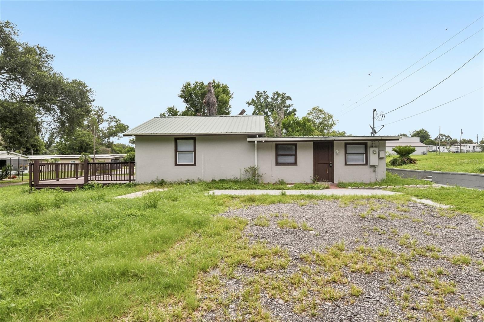 CINDY LANE MOBILE COURT - Residential
