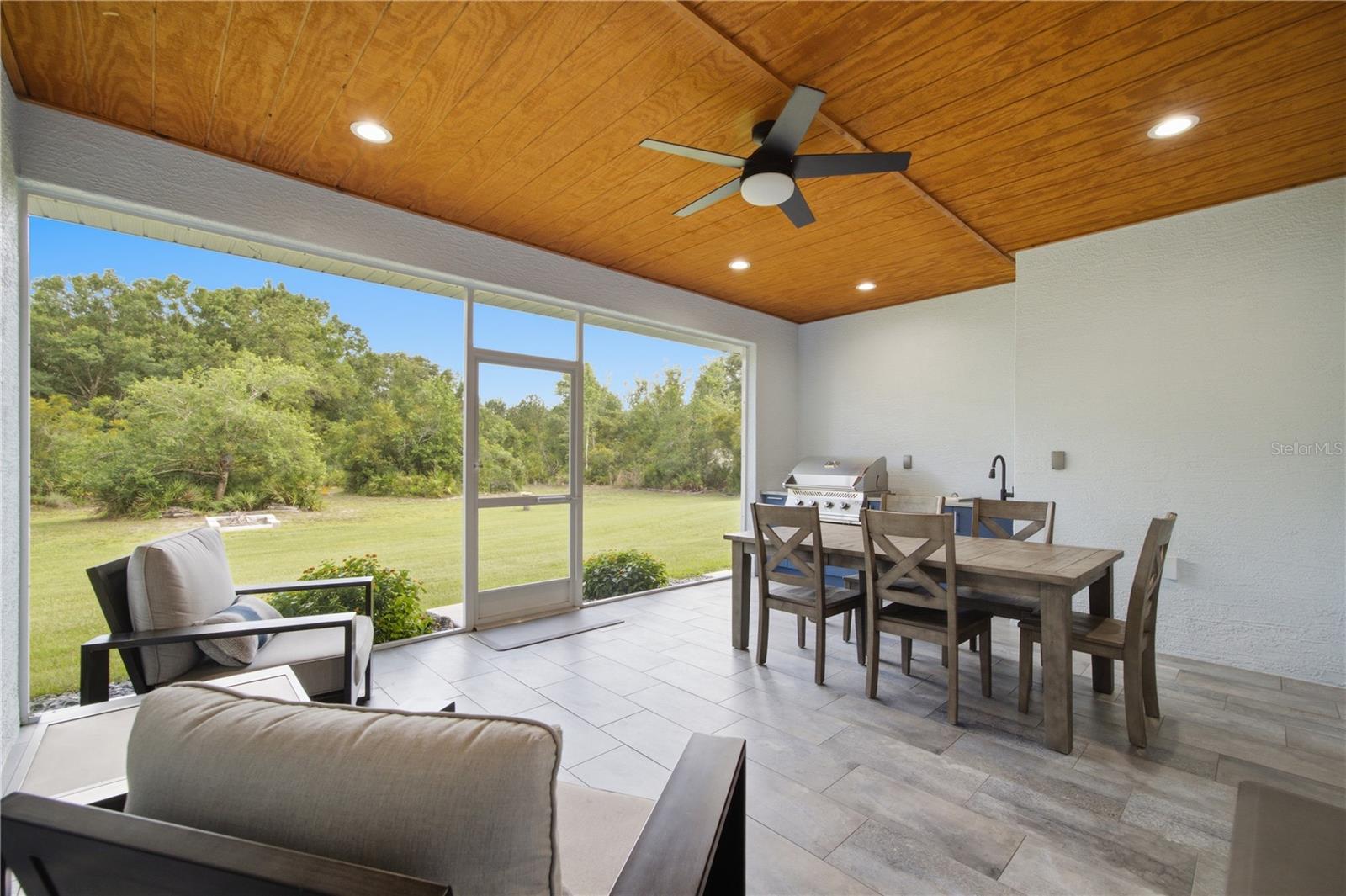QUAIL HOLLOW PINES - Residential