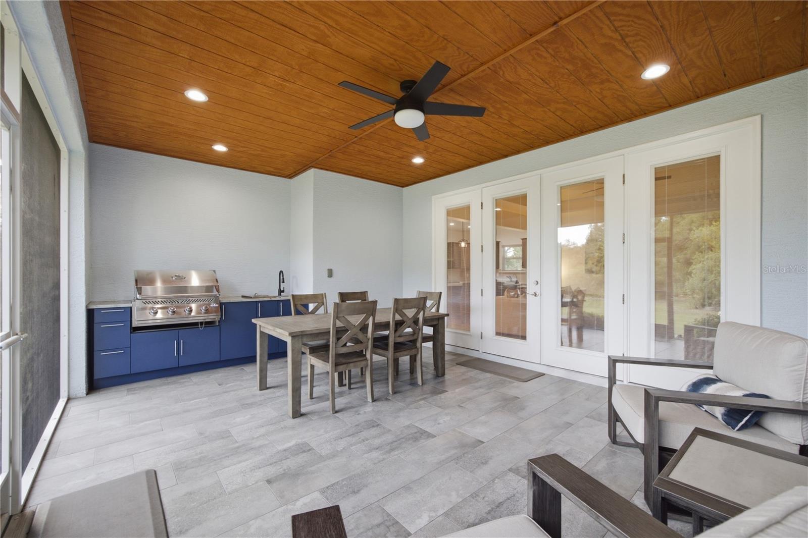 QUAIL HOLLOW PINES - Residential
