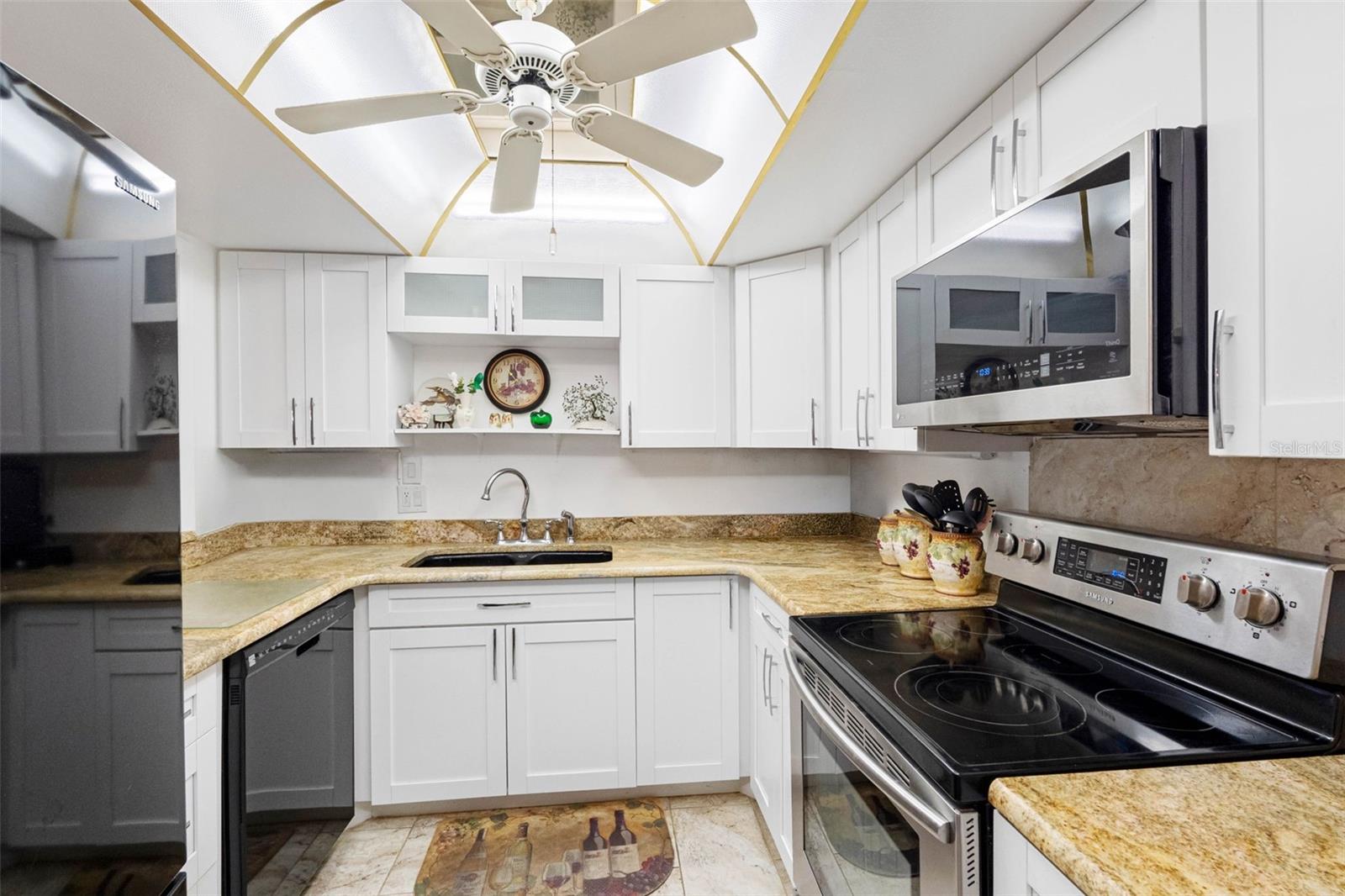SAND KEY CONDO-SOUTH BEACH 2 - Residential