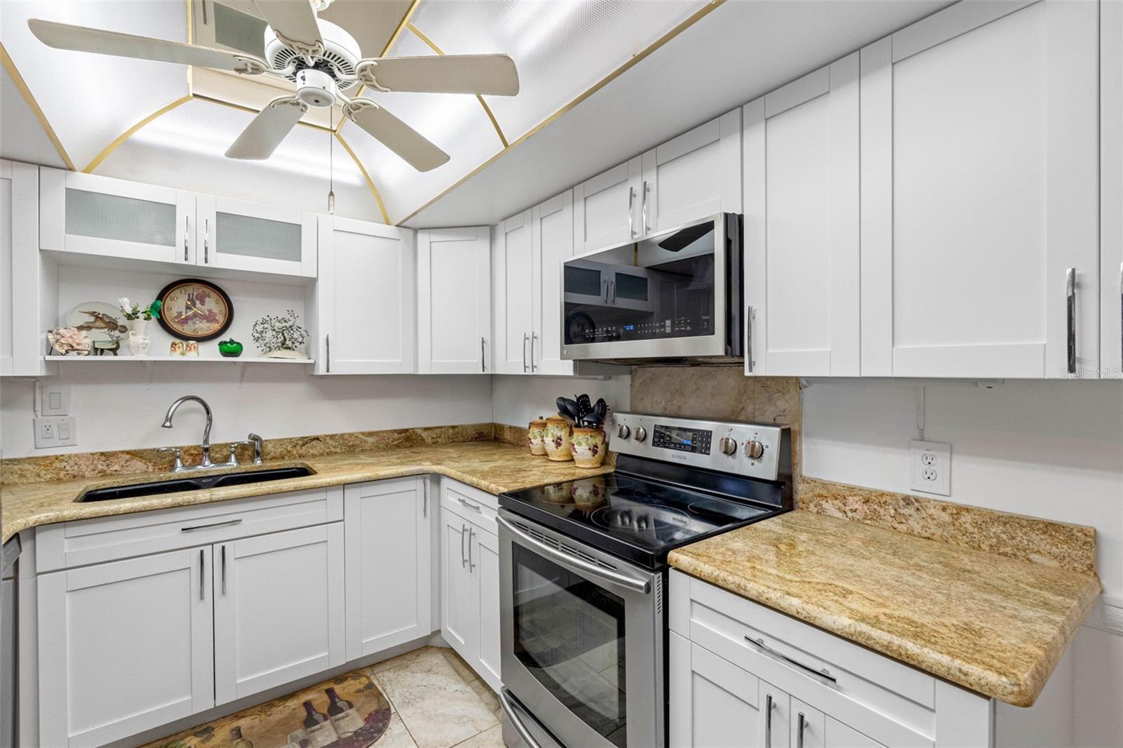 SAND KEY CONDO-SOUTH BEACH 2 - Residential