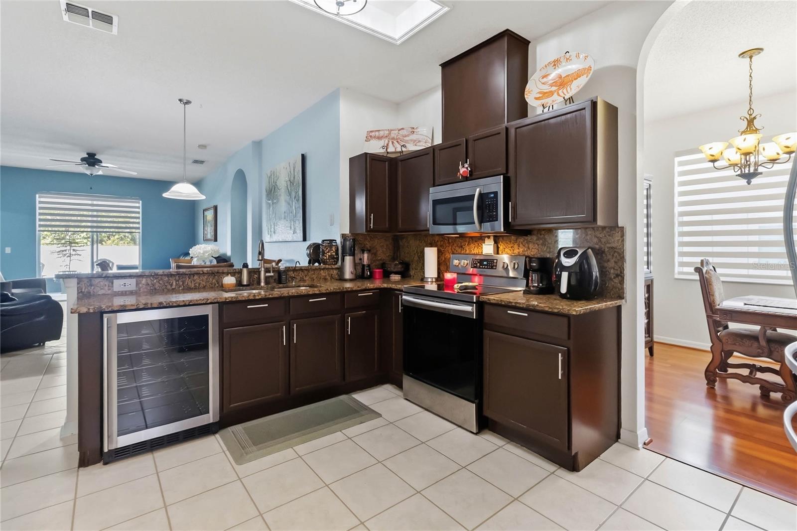 LA VINA PH 02 B - Residential